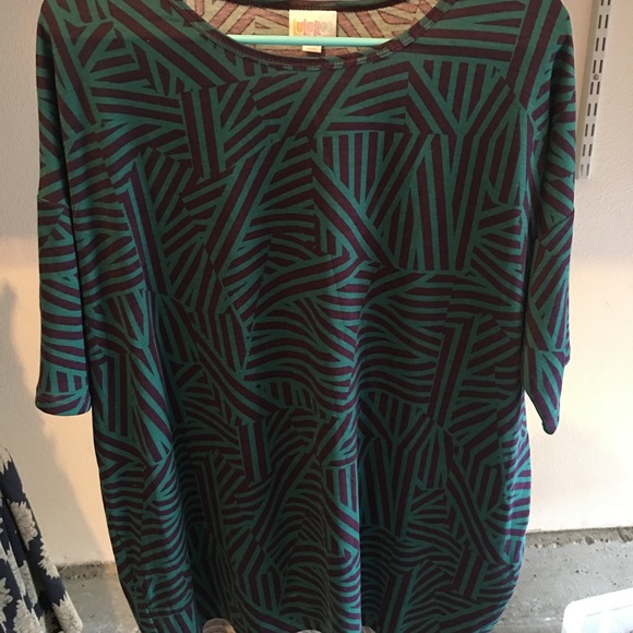 Size small Irma green and purple lularoe - Picture 1 of 2